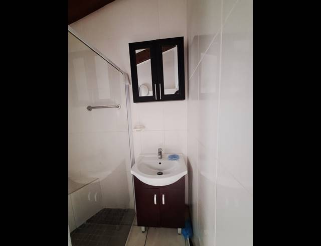 2 BEDROOM TOWNHOUSE FOR SALE IN SHELLY BEACH